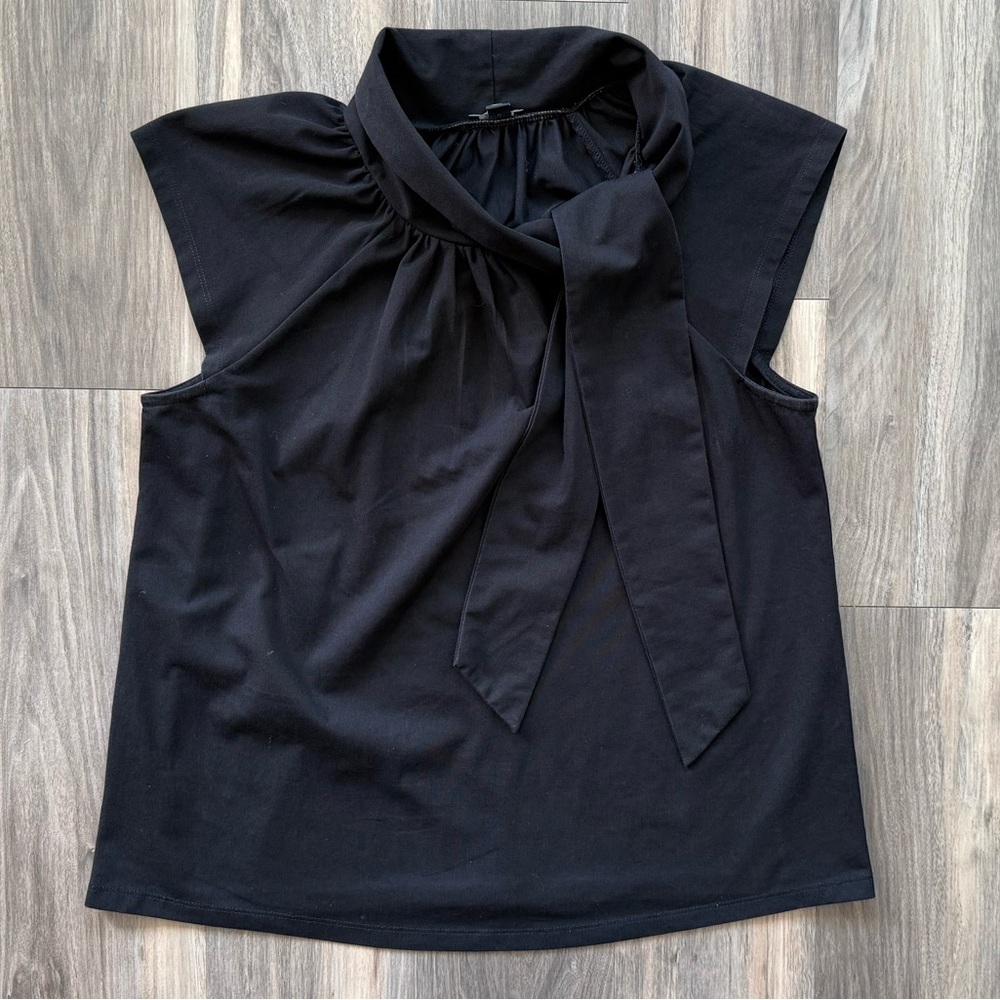 Ann Taylor Black Sleeveless Tie-Neck Blouse